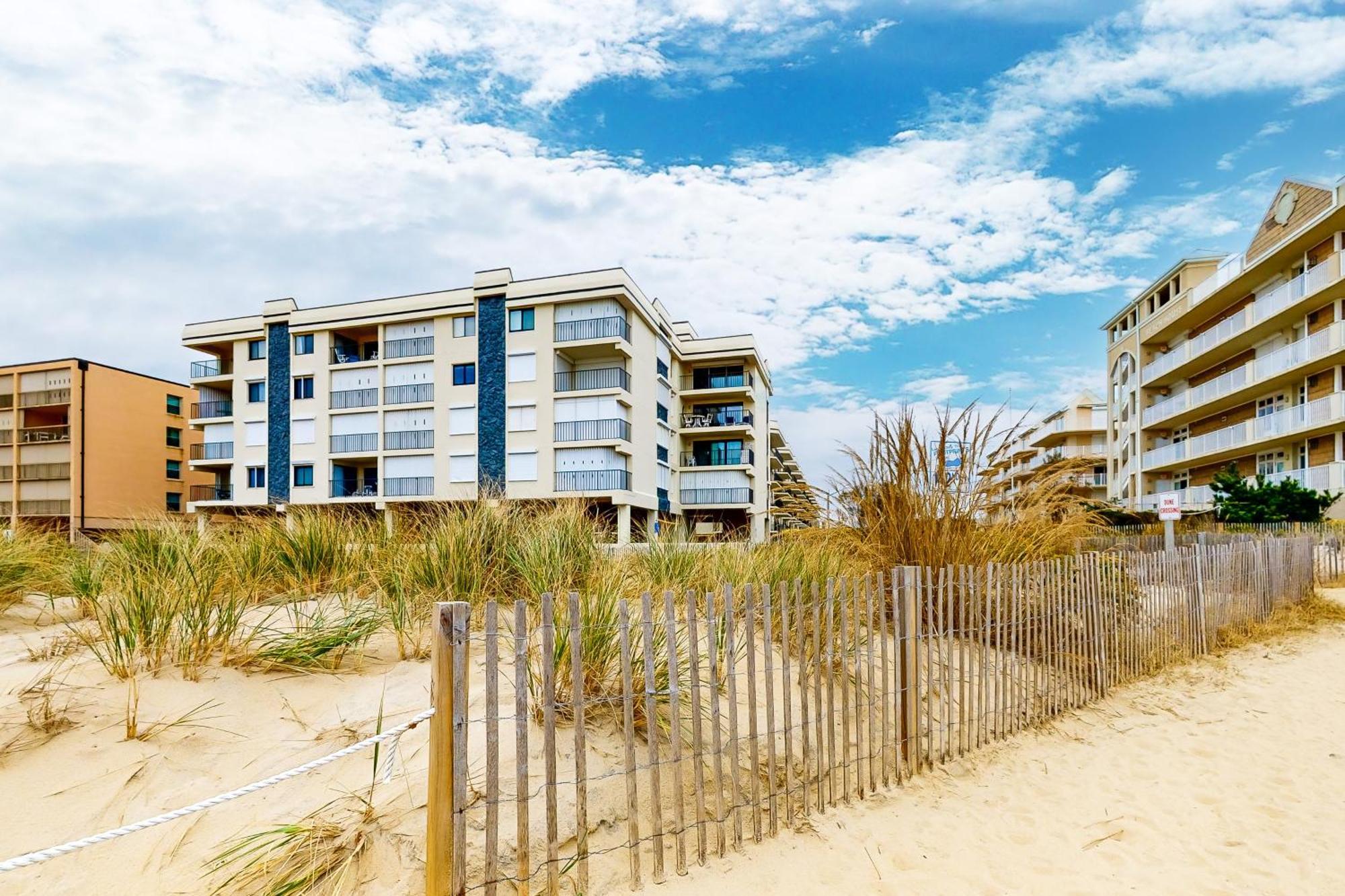 Waikiki Condos Ocean City Bilik gambar
