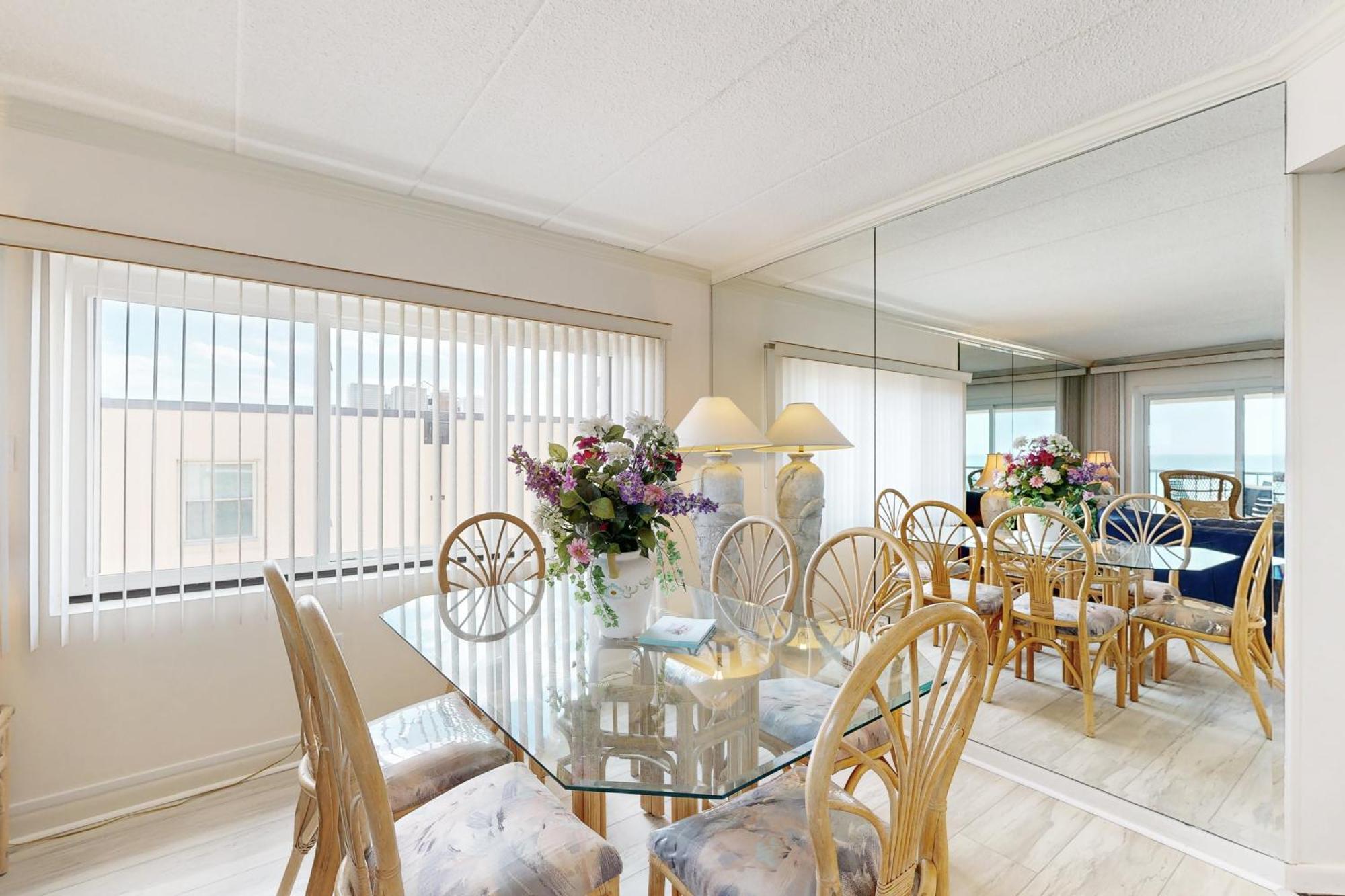 Waikiki Condos Ocean City Bilik gambar