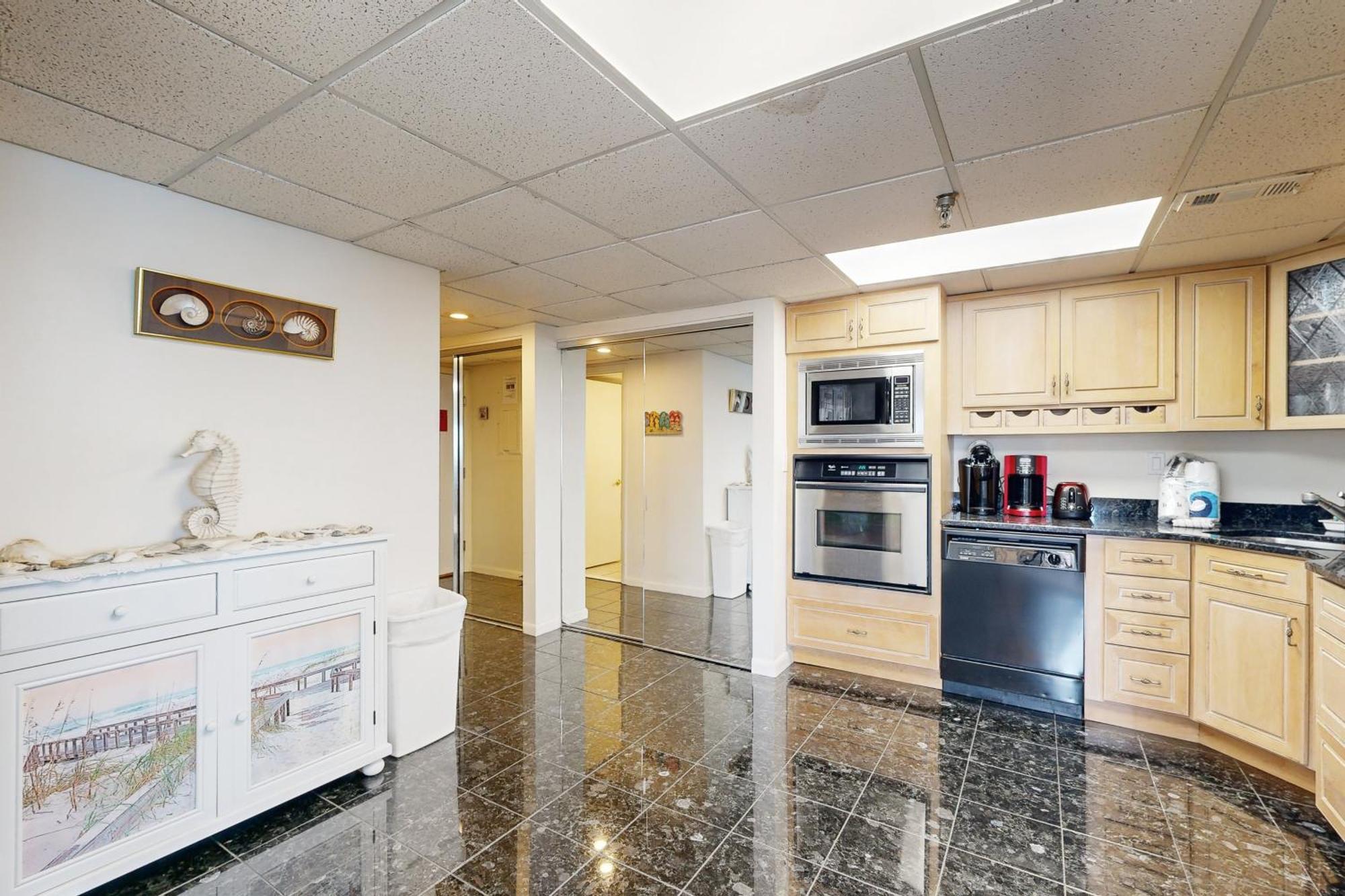 Waikiki Condos Ocean City Bilik gambar